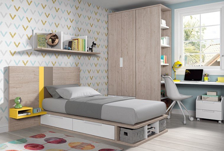 Dormitorio juvenil con cama, placard y escritorio junto a ventana
