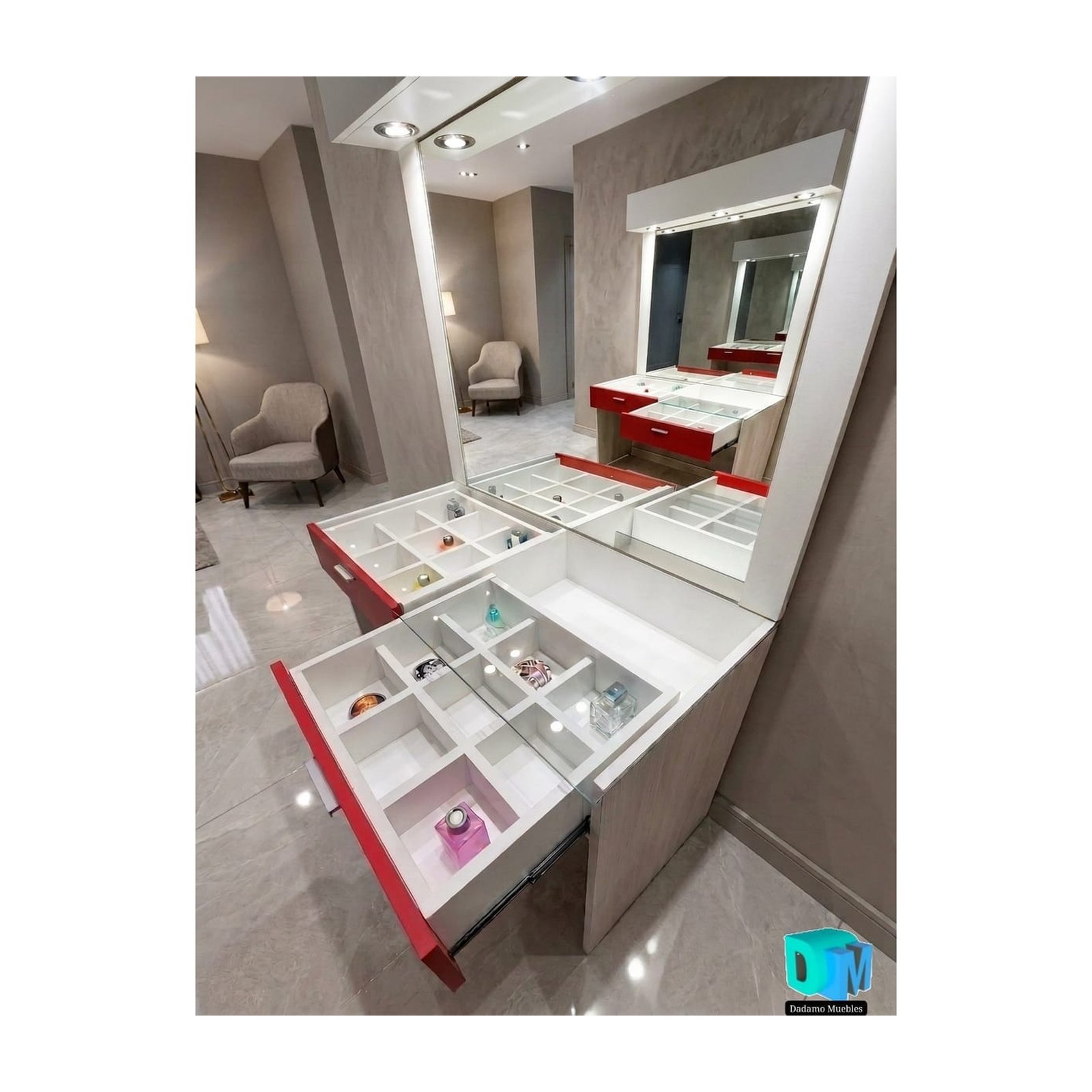 Maquillador con espejo, luces y cajones 1,10 x 1,80 m
