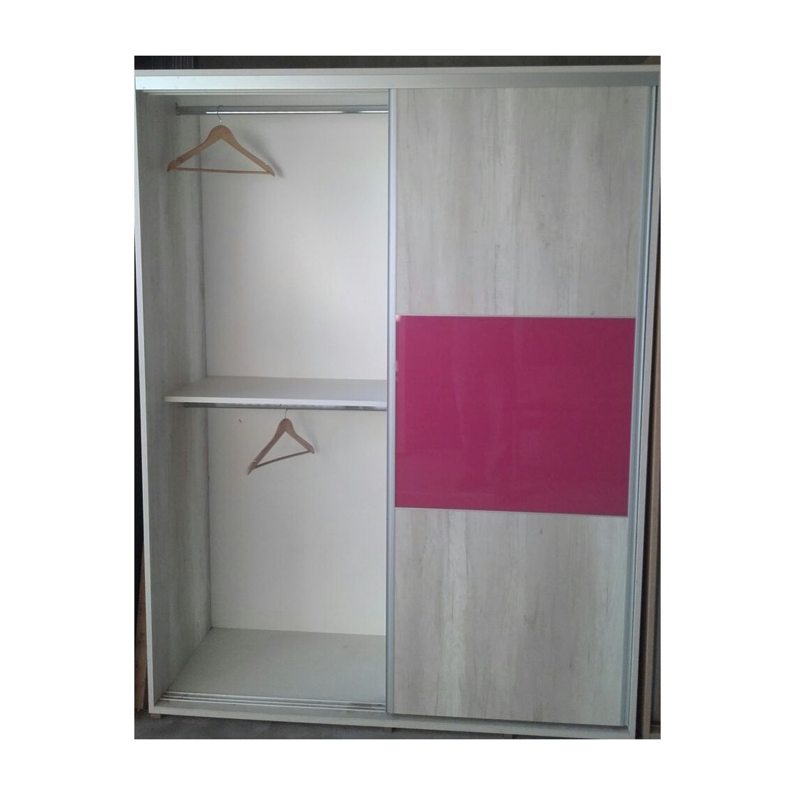 Placard 1,60 x 2,00 m en melamina con vidrio color